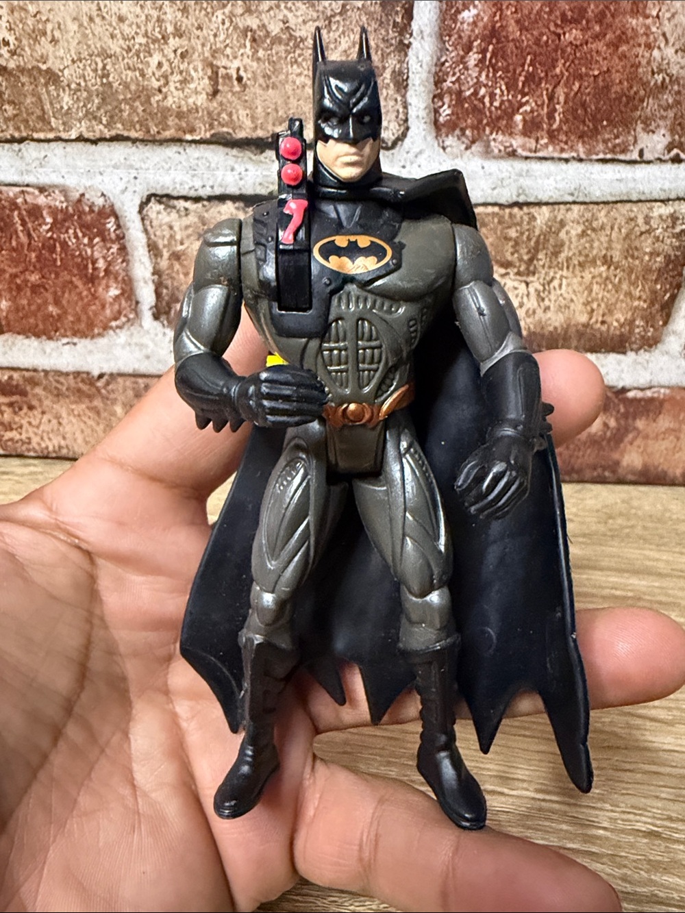 Batman Forever "Sonar Sensor Batman" Action Figure 1995 Kenner With CAPE